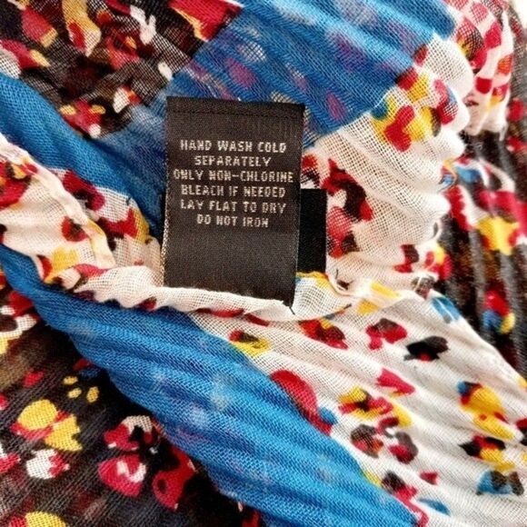 CEJON Beautiful Flowy Floral Multi color Accordion Pleated Scarf Head Wrap S… - Picture 7 of 7